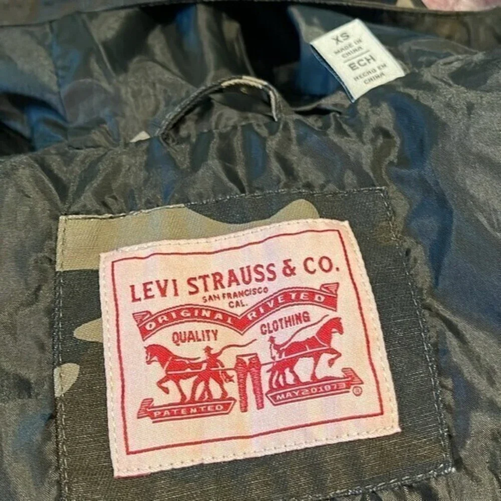 LEVI'S The Jess Cotton‎ Fishtail Hooded Parka Jacket Green Camo Size XS - Picture 8 of 8